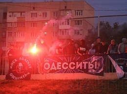 «Черноморец» сыграл вничью с соседями из Николаева, фанаты устроили беспорядки на стадионе