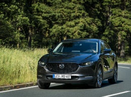 В Великобритании были запущены продажи Mazda CX-30