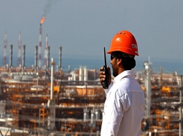 Китай вложит $280 млрд в нефтегазовую отрасль Ирана