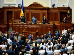 Нардепы поддержали в первом чтении законопроект о "кешбеке"