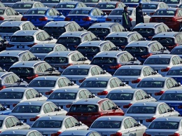 Власти рассказали о ценах на автомобили после повышения утильсбора