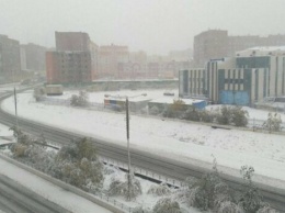 Зима пришла неожиданно: Россию заметает снегом. ВИДЕО