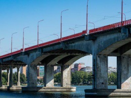 Как должны были отремонтировать и как отремонтировали Новый мост в Днепре