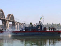 В Днепре отметил 60-летний юбилей уникальный пожарный катер (ФОТО. ВИДЕО)