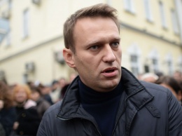 В городах России устроили масштабные обыски в штабах Навального: что известно
