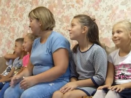 Переселенцы из Луганской области создали детский дом семейного типа