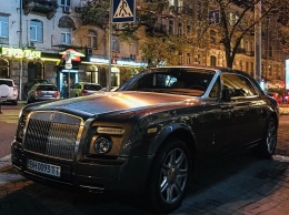 В Украине заметили редчайшее купе Rolls-Royce