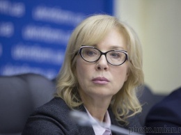 Денисова встретилась с адвокатами заключенных в РФ крымских татар