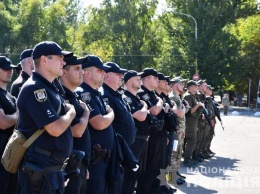 На Луганщине полицейские заступили на усиленное патрулирование