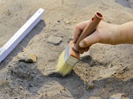 Археологи в древней могиле нашли необычный предмет: «айфон Наташи»