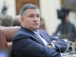 Аваков хочет распространить свое влияние на Министерство инфраструктуры, - Лещенко
