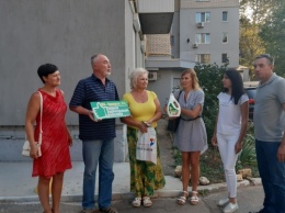 В Днепровском районе ко дню города наградили лучших представителей ОСМД