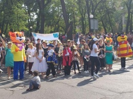 В Днепре в День города стартовал карнавал «I love Dnipro»