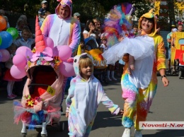 На параде карапузов семьи николаевцев вновь блеснули креативом