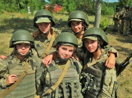 Опасная профессия. Пять уникальных девушек живут в Харькове (фото)