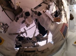 Брэд Питт взял интервью у астронавта, который находится на МКС