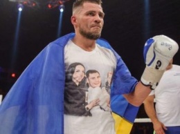 Украинский боксер Беринчик будет защищать титул в бою с мексиканским нокаутером
