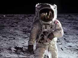 NASA готовится высадить человека на Луну