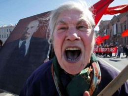 ''Воняют ностальгией о Сталине'': украинский журналист разгромил фанатов ''русского мира''