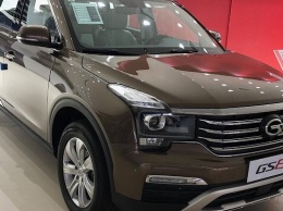 Китайцы сертифицировали в России большой кроссовер GAC GS8