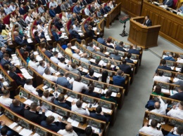 В "Евросолидарности" раскритиковали новые законы о госслужбе и прокуратуре