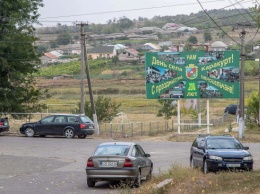 Албанская столица Украины: каварма с видом на футбольный матч и свадебная роспись возле Санденберга