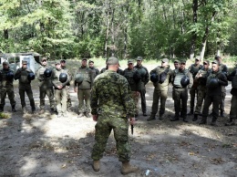 В Харькове канадцы обучают гвардейцев