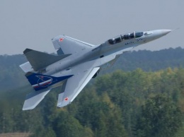 Истребитель МиГ-35Д развалился в воздухе на авиашоу