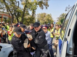 В Казахстане задержали участников антиправительственных митингов