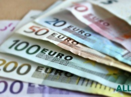 Курс валют: евро рухнул