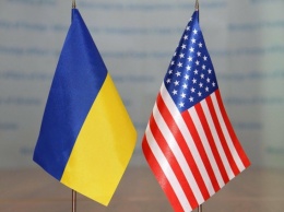 За тысячи километров: Почему Украина оказалась в центре американского скандала