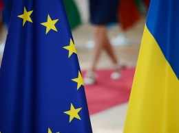 Зеленский подписал закон о "таможенном безвизе" с Евросоюзом
