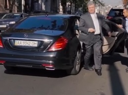 Петр Порошенко дважды нарушил ПДД в Киеве: что грозит экс-президенту