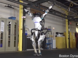 Робот Atlas от Boston Dynamics научился выполнять впечатляющие трюки