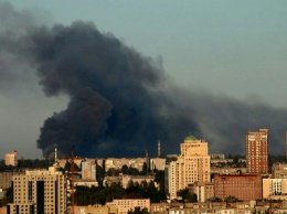 В неподконтрольном Донецке произошли взрывы и пожар на складе боеприпасов - СМИ