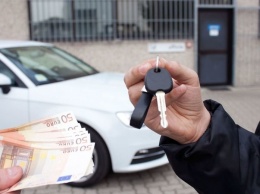 В Симферопольском районе мошенница "продавала" авто за 2 млн рублей