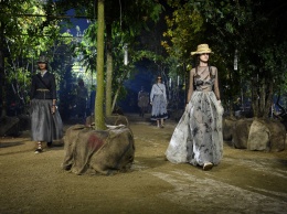 Садовыми тропами: новая коллекция Christian Dior весна-лето 2020