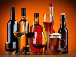 За время летнего сезона на Николаевщине 62 раза штрафовали предпринимателей, торгующих алкоголем и табаком