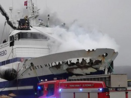 В норвежском порту загорелся российский траулер