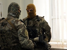 Силовики провели обыски в частных клиниках Санкт-Петербурга