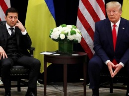 После встречи Зеленского с Трампом в украинской политике появилась традиция - садиться между стульями
