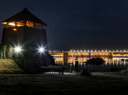 Полюбуйся: как ночью выглядит Запорожская Сечь (фото)