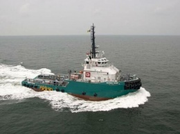 Мощный шторм в Атлантическом океане поглотил судно с украинцами: подробности