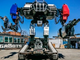 Терминатор на распродаже: компания из США выставила на торги гигантского боевого робота