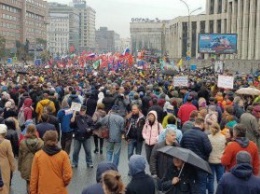 В Москве прошел митинг в защиту политзаключенных без задержаний и побоев