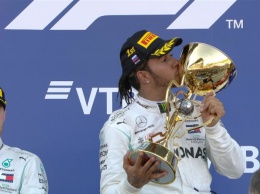 Британец Льюис Хэмилтон выиграл Гран-при России в автогонках Формулы-1