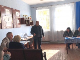 Россия не дает, а своей нет: приграничное село на Луганщине испытывает водную блокаду
