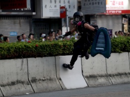 Протесты в Гонконге: возможно, появилась "сакральная жертва" (видео)
