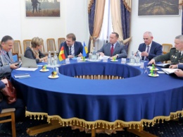 Украина хочет расширения военно-медицинского сотрудничества с ФРГ - Загороднюк