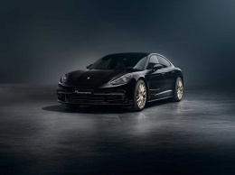 Porsche выпустила «золотую» Panamera